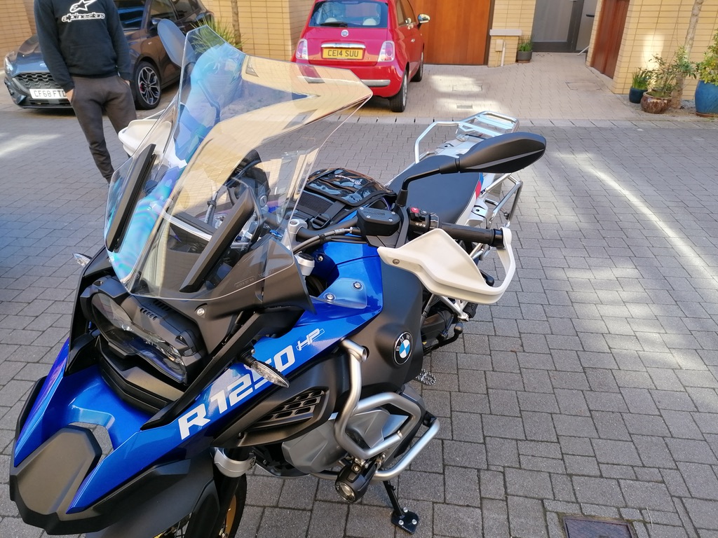 mobile-01 118B8526 CA0B 4F7A B98D 037541972E1C 1 105 C